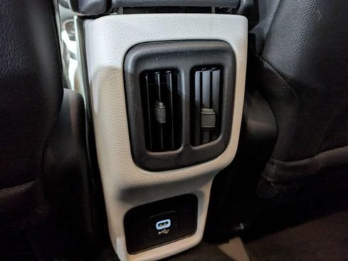 Used 2020 Jeep Compass Latitude FWD image 14