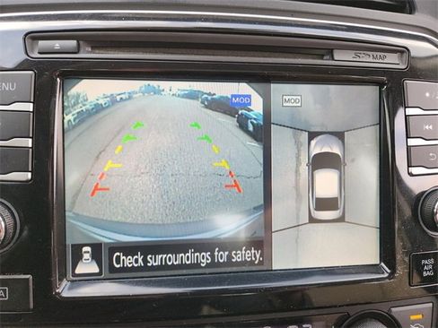 Used 2016 Nissan Maxima Platinum image 19