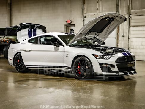 Used 2020 Ford Mustang Shelby GT500 w/ Technology Package RWD image 67
