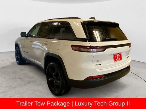 New 2025 Jeep Grand Cherokee Limited w/ Luxury Tech Group II image 3