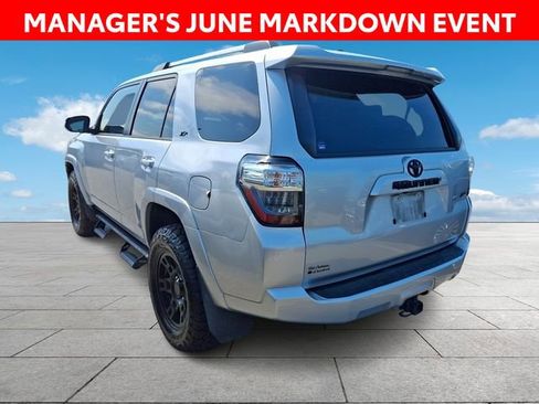 Used 2019 Toyota 4Runner SR5 AWD/4WD image 5
