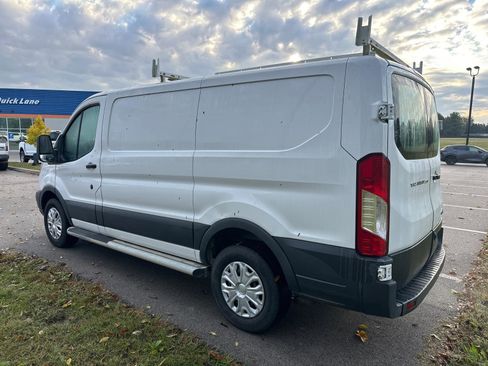 Used 2018 Ford Transit 250 130 Low Roof w/ Exterior Upgrade Package image 3