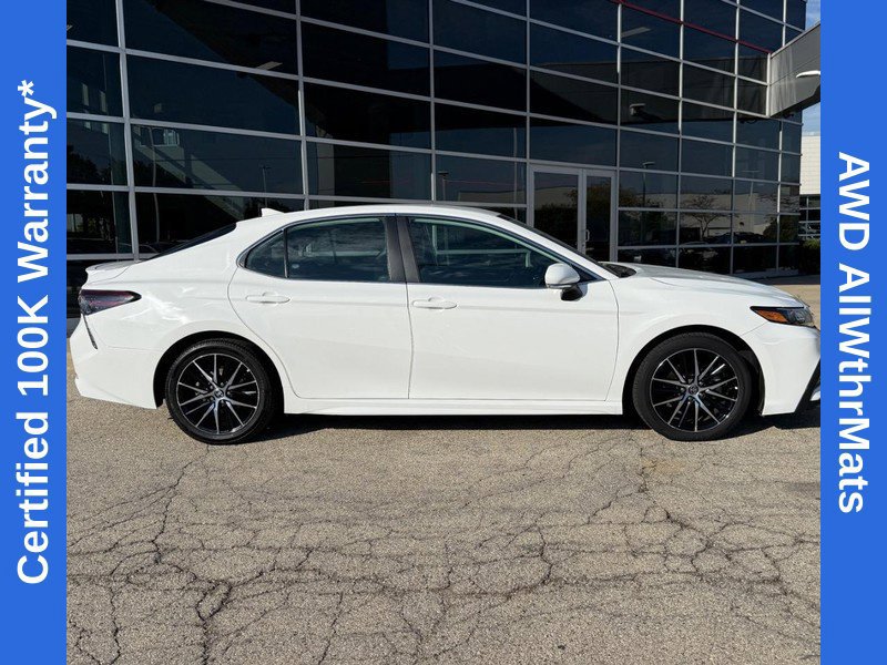 Used 2024 Toyota Camry SE AWD/4WD image 2