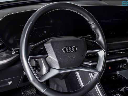 Used 2025 Audi Q5 Premium w/ Convenience Package AWD/4WD image 20