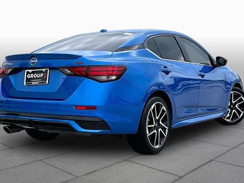 Certified 2025 Nissan Sentra SR FWD image 13