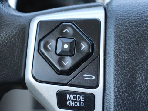 Used 2014 Toyota Sequoia SR5 w/ Sport Appearance Package AWD/4WD image 26