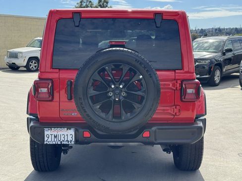 Certified 2025 Jeep Wrangler Sahara w/ Safety Group image 6