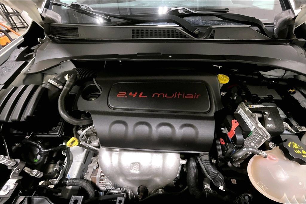 Used 2018 Jeep Compass Trailhawk w/ Navigation Group AWD/4WD image 29