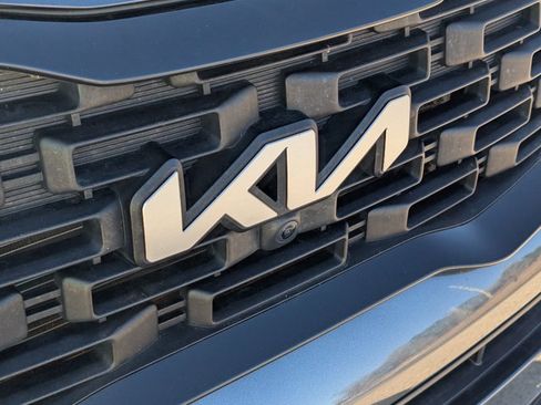 Used 2022 Kia Telluride SX w/ SX Prestige Package image 5