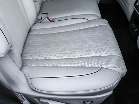 Used 2023 Genesis GV80 2.5T w/ Prestige Package image 32