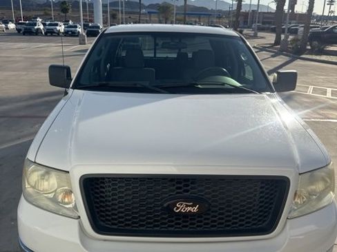 Used 2006 Ford F150 XLT image 2