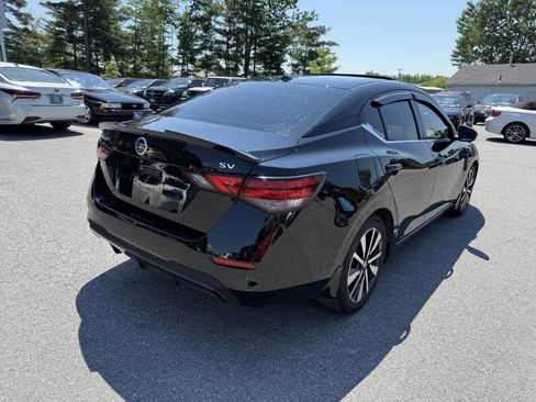 Used 2021 Nissan Sentra SV w/ SV Premium Package FWD image 6