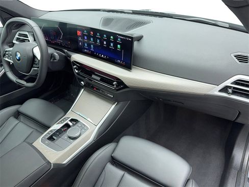 Used 2025 BMW 330i Sedan image 43