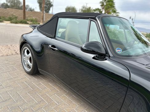 Used 1996 Porsche 911 Carrera image 14