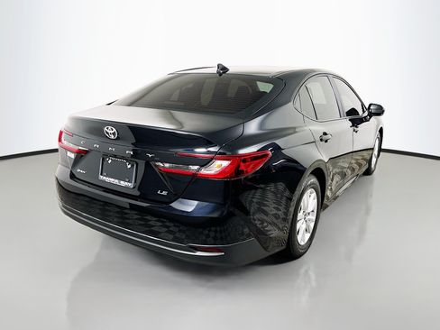 Used 2025 Toyota Camry LE FWD image 4