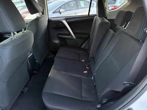 Used 2018 Toyota RAV4 LE w/ All Weather Liner Package AWD/4WD image 15