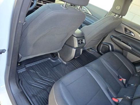 Used 2026 Chevrolet Equinox EV LT FWD image 37