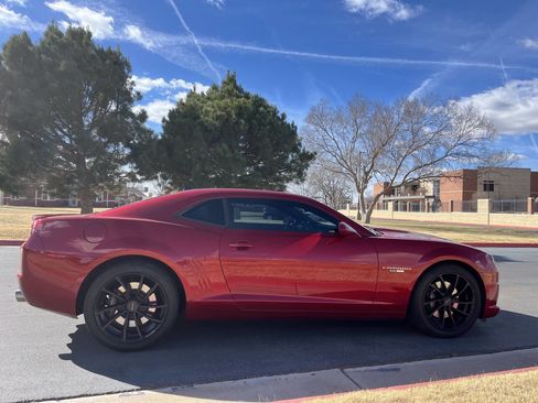 Used 2012 Chevrolet Camaro SS image 6