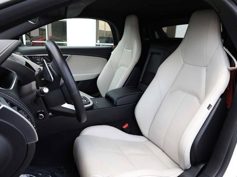 Used 2021 Jaguar F-TYPE Convertible RWD image 34