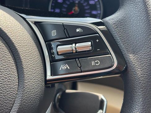 Used 2023 Kia Forte LXS w/ LXS Technology Package FWD image 20