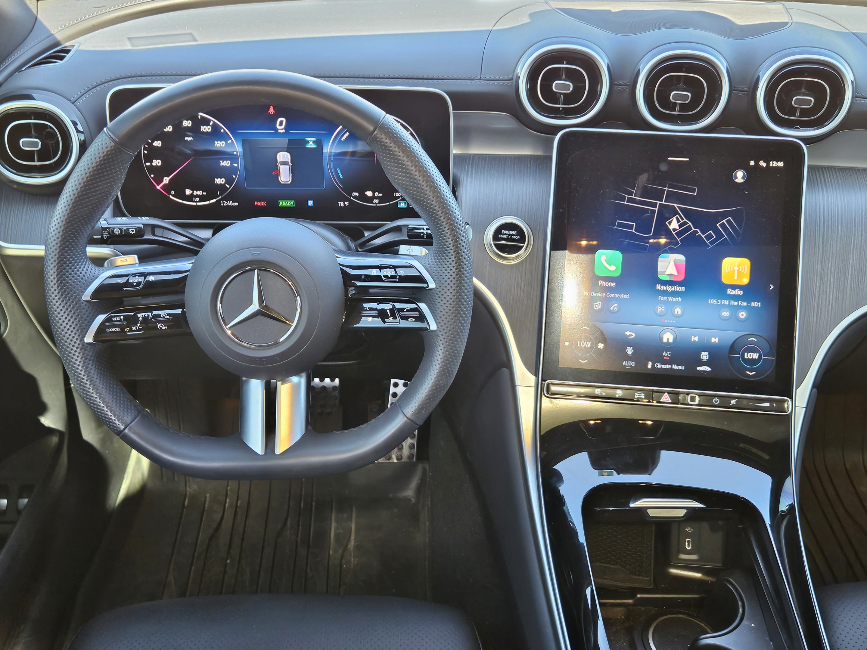 Used 2025 Mercedes-Benz GLC 350e 4MATIC image 17