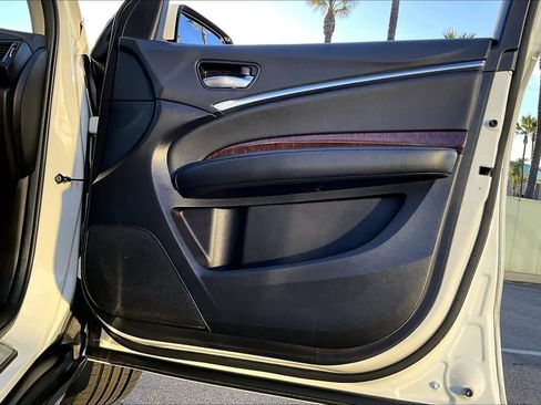 Used 2019 Acura MDX FWD image 21