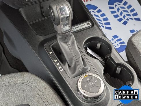 Used 2022 Ford Bronco 2-Door AWD/4WD image 18
