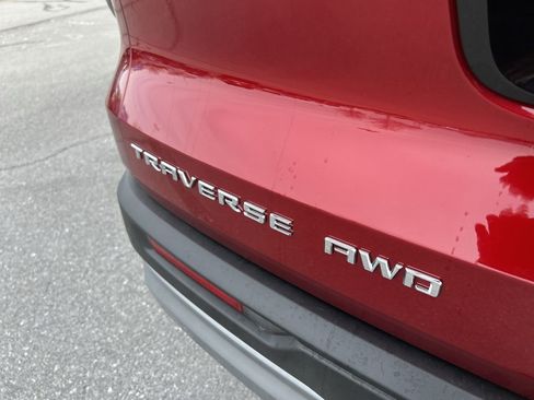 New 2026 Chevrolet Traverse LT w/ Sun and Wheel Package image 10