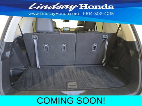 Used 2025 Honda Pilot Touring image 8