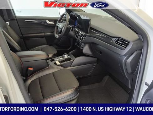 Used 2024 Ford Escape ST-Line Select w/ Tech Pack #2 AWD/4WD image 17