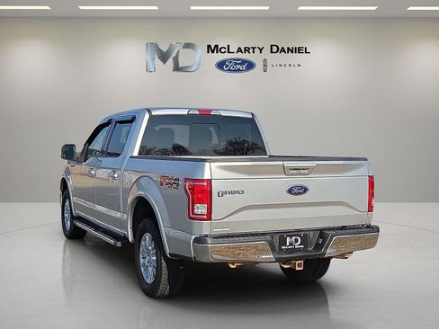 Used 2017 Ford F150 Lariat w/ Trailer Tow Package image 4