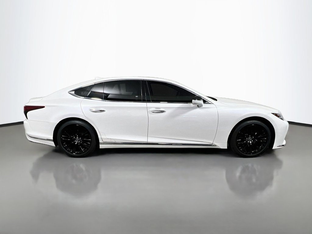 Used 2023 Lexus LS 500 w/ Accessory Package (Z2) RWD image 2