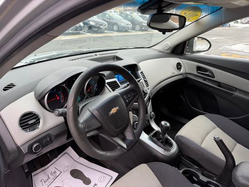 Used 2012 Chevrolet Cruze LS w/ Connectivity Package image 13