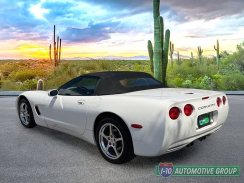 Used 2001 Chevrolet Corvette Convertible w/ Preferred Equipment Group1 RWD image 7