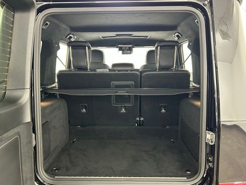 Used 2025 Mercedes-Benz G 550 image 39