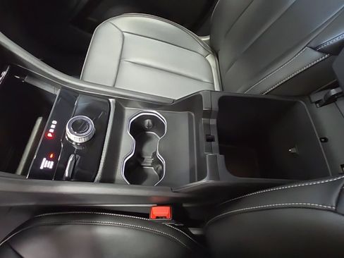 Used 2024 Jeep Grand Cherokee Limited w/ Black Appearance Package image 28