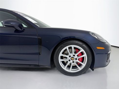 Used 2023 Porsche Panamera 4S image 26