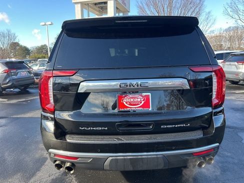 Used 2021 GMC Yukon Denali w/ Denali Premium Package image 6