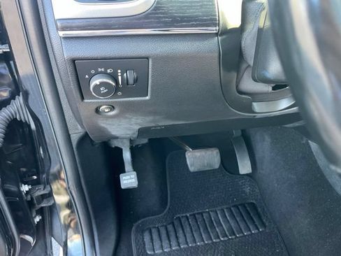 Used 2020 Jeep Grand Cherokee Summit AWD/4WD image 23