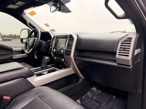 Used 2015 Ford F150 Lariat w/ Equipment Group 502A Luxury image 10