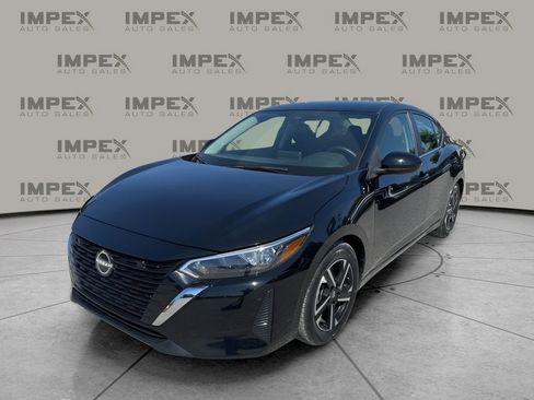 Used 2025 Nissan Sentra SV FWD image 1
