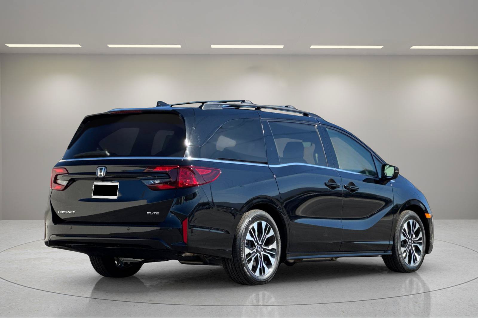 New 2027 Honda Odyssey Elite image 3
