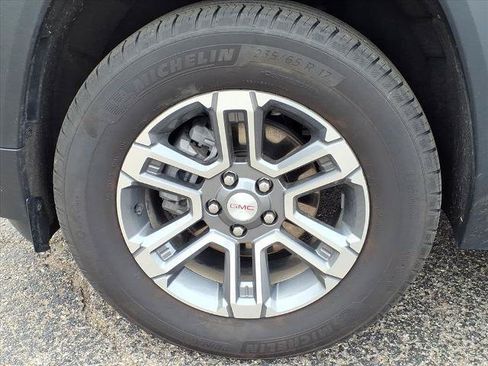 Used 2025 GMC Terrain Elevation AWD/4WD image 11