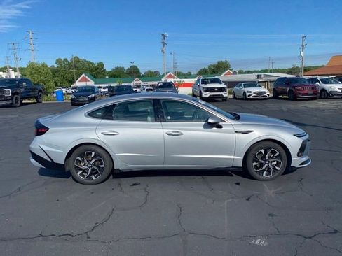 Used 2025 Hyundai Sonata SEL FWD image 6