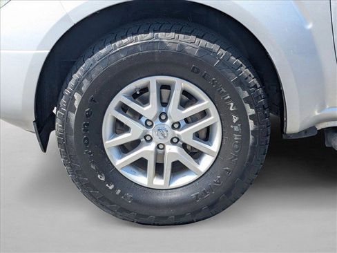 Used 2016 Nissan Frontier SV AWD/4WD image 22