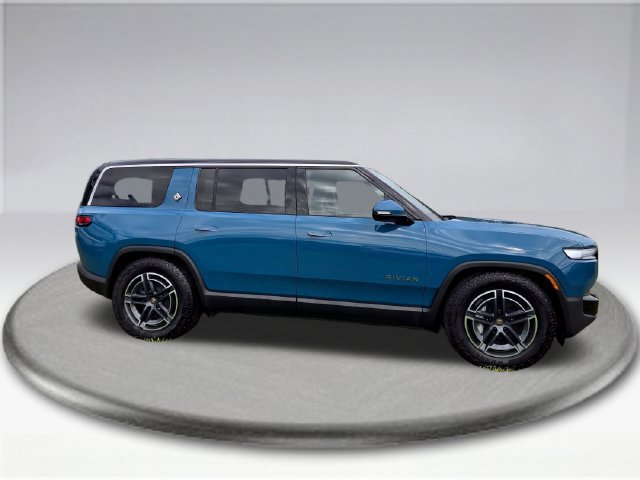 Used 2025 Rivian R1S Adventure Dual AWD/4WD image 11