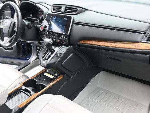 Used 2020 Honda CR-V Touring image 29