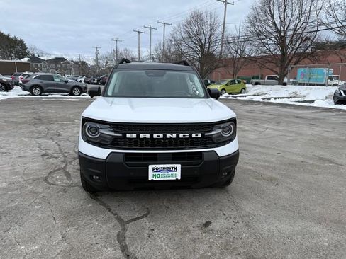 Certified 2025 Ford Bronco Sport Outer Banks w/ Outer Banks Tech Package+ AWD/4WD image 8