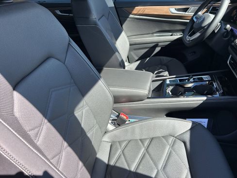 New 2026 Volkswagen Atlas SE image 25