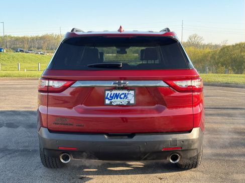 Used 2021 Chevrolet Traverse RS AWD/4WD image 3